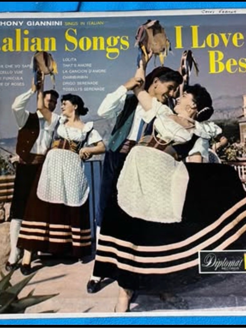VINTAGE “ITALIAN SONGS I LOVE BEST” VINYL RECORD ALBUM